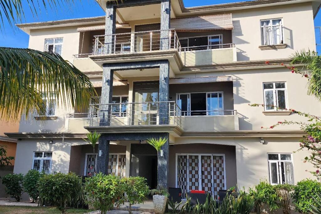 Number 9, 2Nd Floor,Pebble Bay Appartments Grand Baie Exterior photo